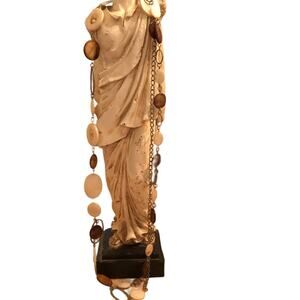 NWT Women's Brown Circle w/ Silver Tone Necklace